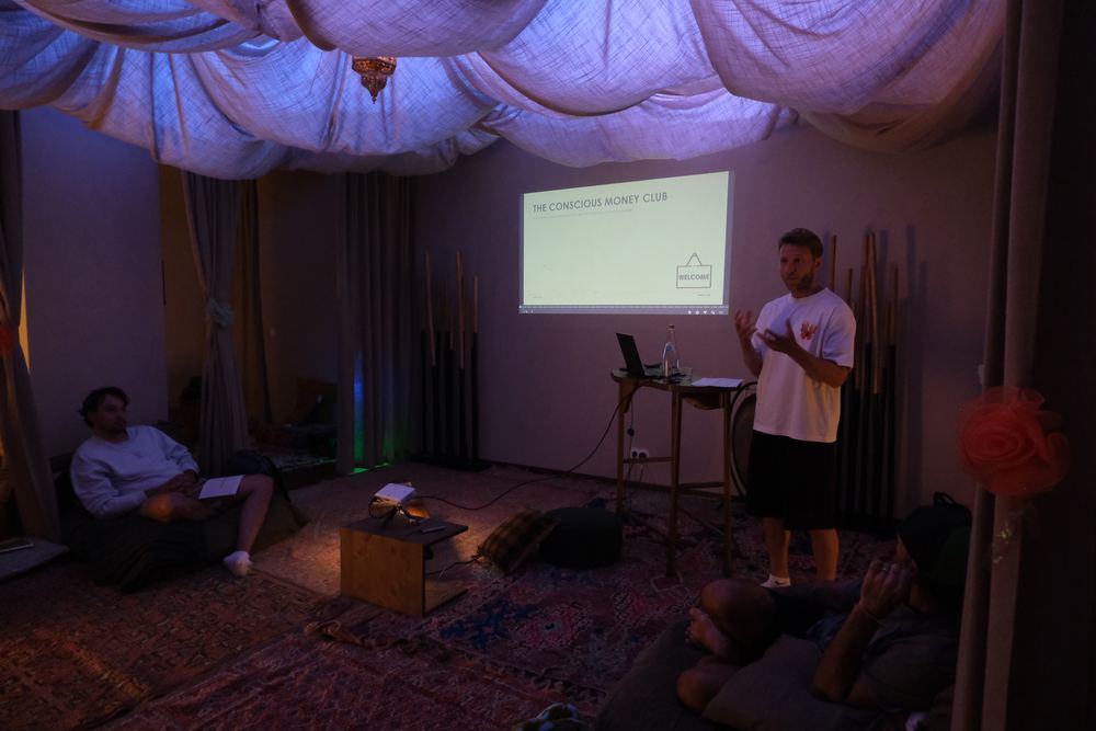 James Jacob opening a Conscious Money Club session